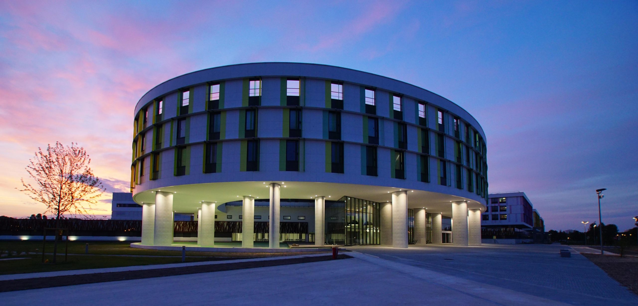 Hôpital d’Orléans de nuit